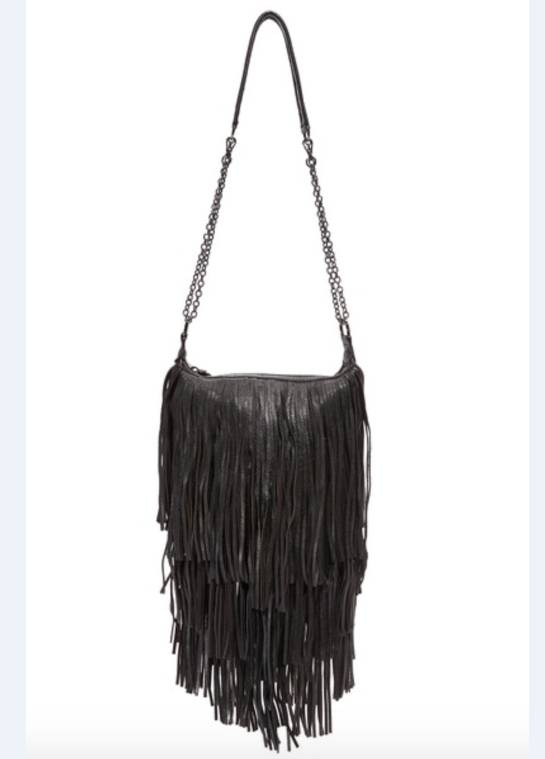 这些大容量包包简单又好看,这些包包不贵却比大牌还好看