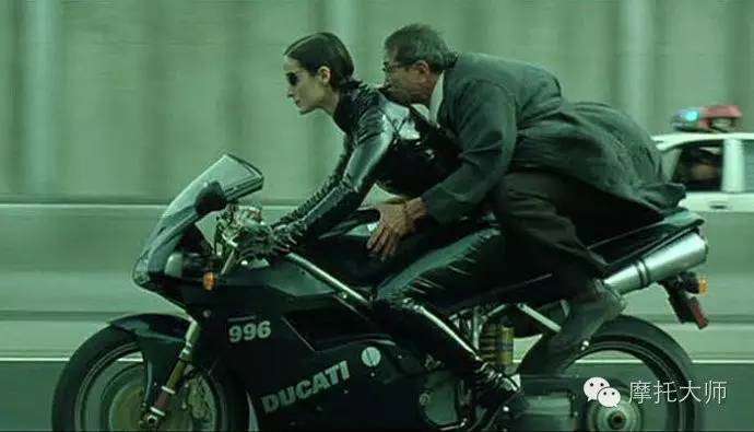 女生都喜欢杜卡迪吗,现实中遇见杜卡迪