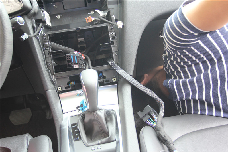 标致ds6怎么样,标致ds6倒车影像