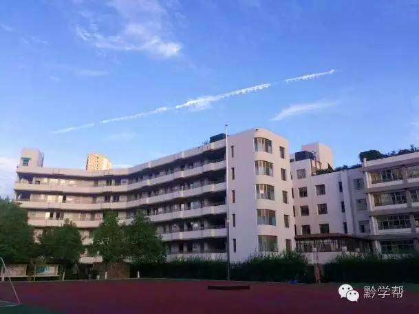 在长沙市实验中学读书是什么体验,在一所很差的中学读书是什么体验