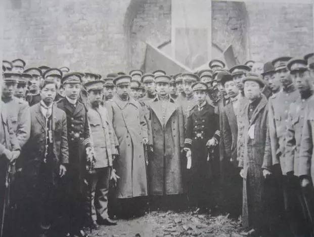 袁世凯VS孙中山？中华民国首任大总统选举闹剧