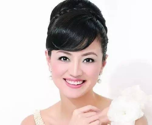 贵州有哪些著名的女明星,贵州最美丽的十大女明星