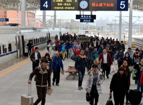 青荣城际铁路什么时候通车,青荣城际铁路南线开通