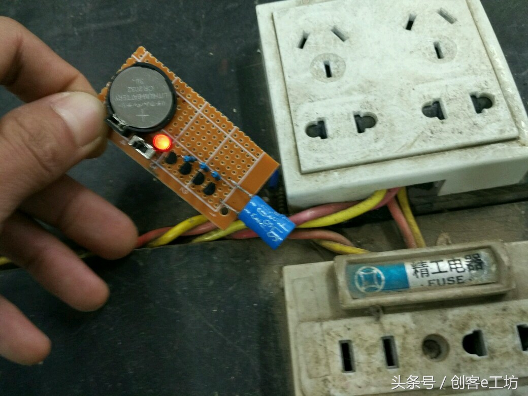 非接触感应电笔简单版,diy非接触式感应电笔