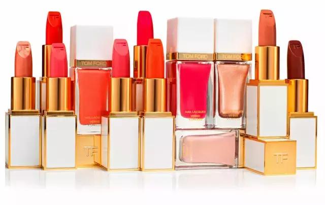 当奢侈品牌一个个进军彩妆界抢钱的主是越来越多了！