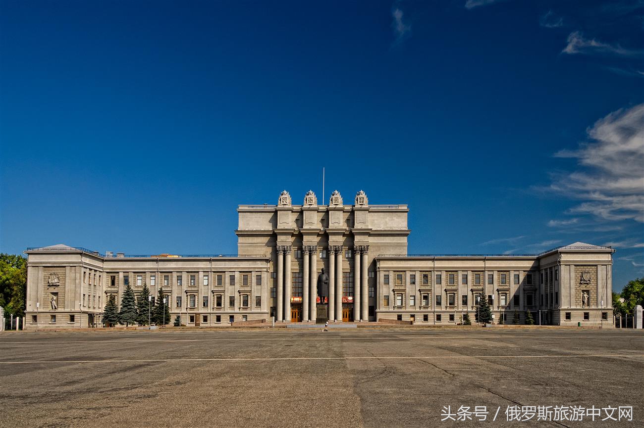 2018世界杯举办地俄罗斯哪个城市,俄罗斯为什么在欧洲有一个小地方