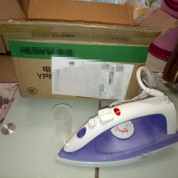 电熨斗和挂烫机的区别,电熨斗跟挂烫机哪个好用