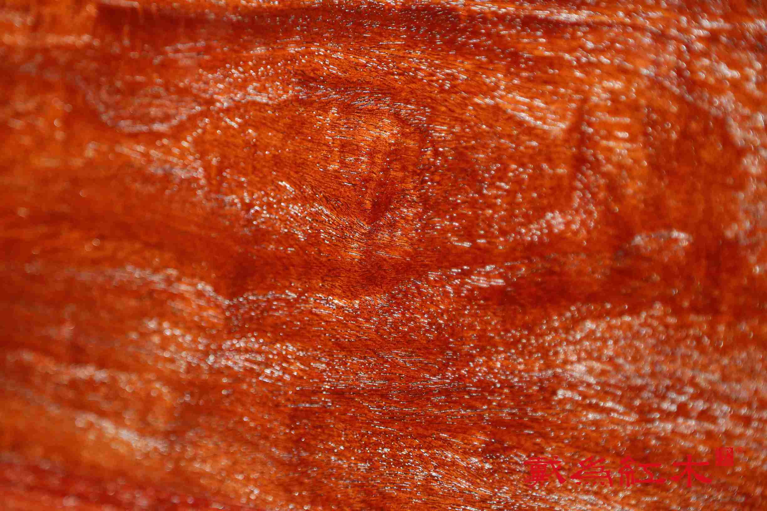 大果紫檀能做出小叶紫檀的效果吗,怎么让紫檀变得有光泽