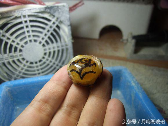 蜜蜡鲜花,琥珀蜜蜡花