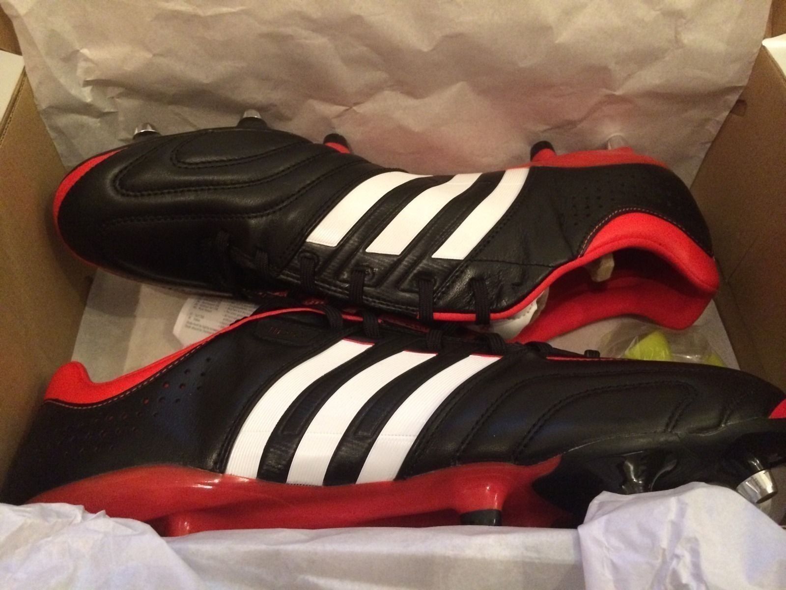 阿迪达斯足球球鞋测评,足球鞋选择nike还是阿迪达斯