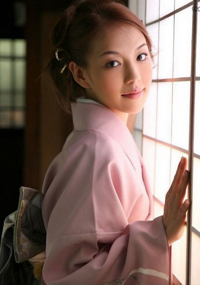 为什么越来越多日本人定居中国,为什么越来越多国人去日本旅游