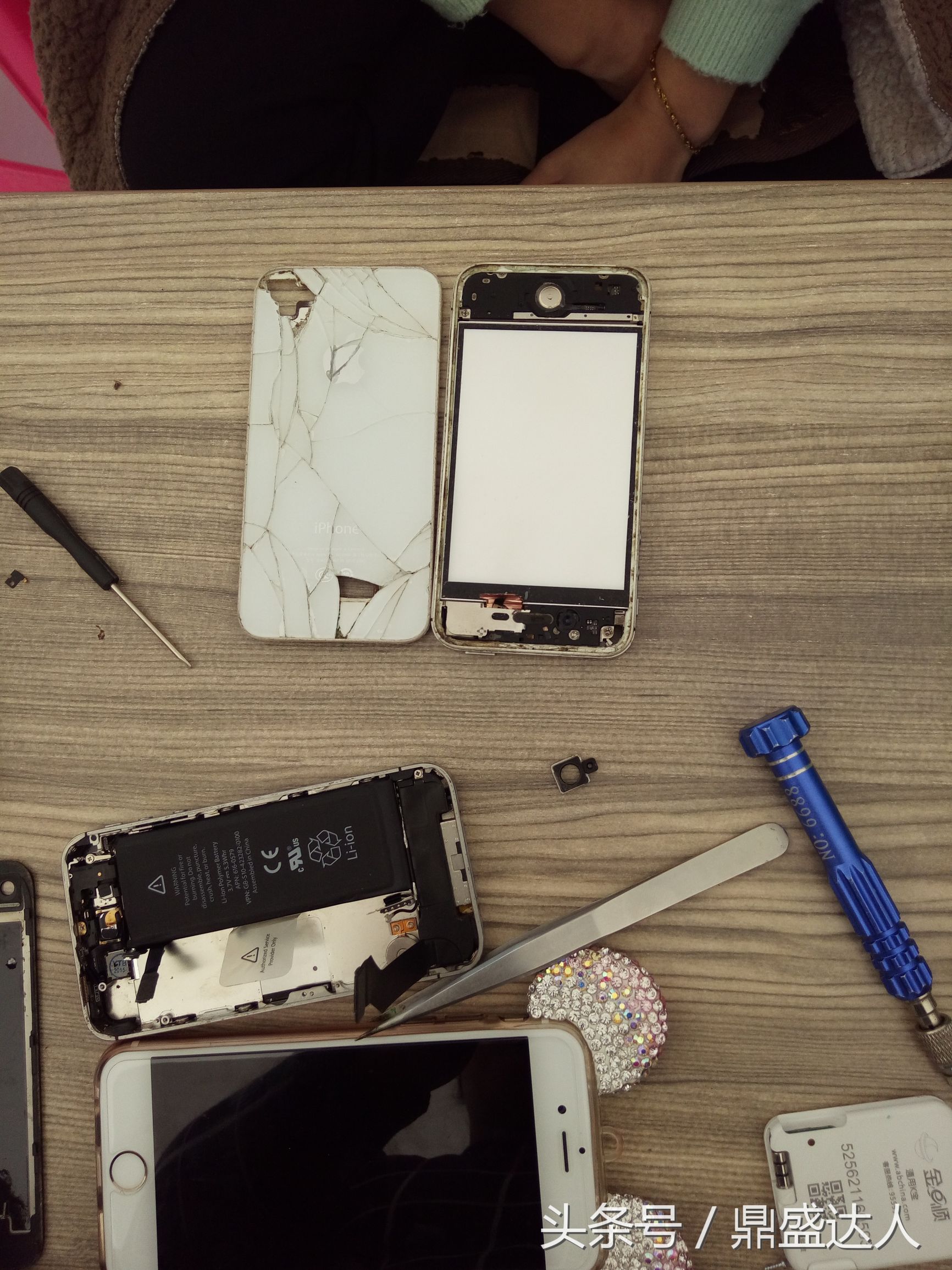 拆iphone4s用什么螺丝刀,苹果4s拆主板