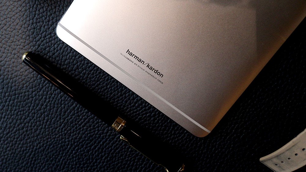 华为平板m3几时出来的,华为m3平板和m3青春版有什么区别