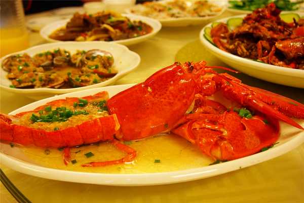 在第二个夏日赴一场海鲜的约会