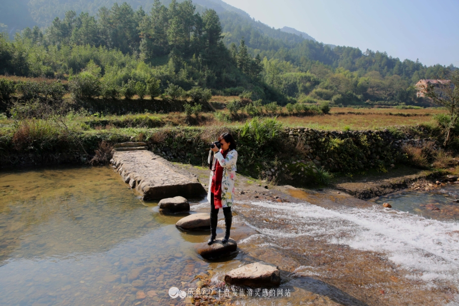 带上阳光开头结尾,阳光情人谷