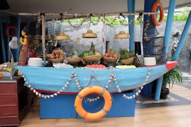 杨幂刘恺威最新一期从酒店出来,杨幂刘恺威法国巴黎定情之作