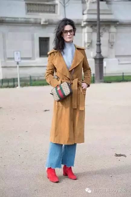妹砸，冬天的大衣，你配对包了嘛？
