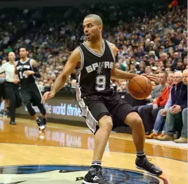 托尼帕克生涯数据分析,托尼帕克nba各个生涯的赛季数据