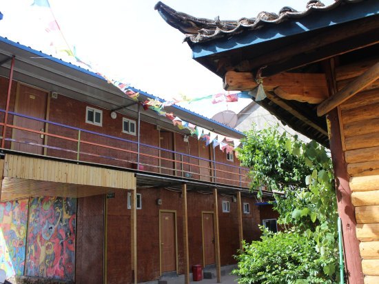 泸沽湖最好的酒店推荐哪家,泸沽湖酒店中高档排名