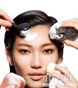 正确使用深层清洁面膜,清洁面膜的正确打开方式