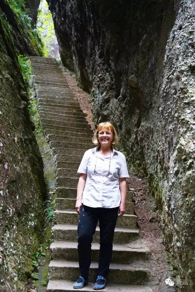 和国外人说话语言不通怎么办,与外国人无障碍交流方法