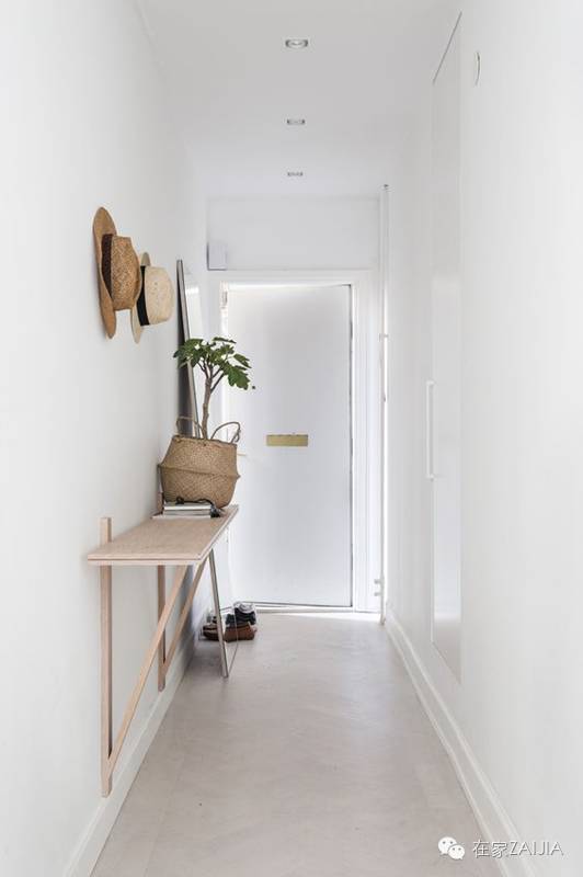 掌握这三点,轻松拯救你家阴暗长过道