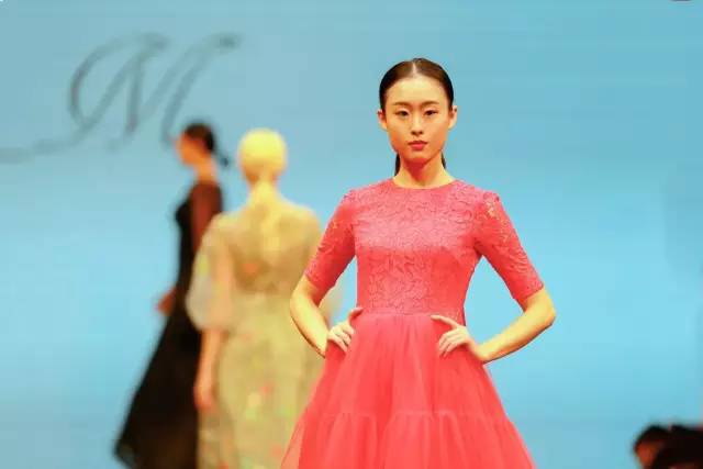 2016中国国际时装周,第一届成都国际时装周