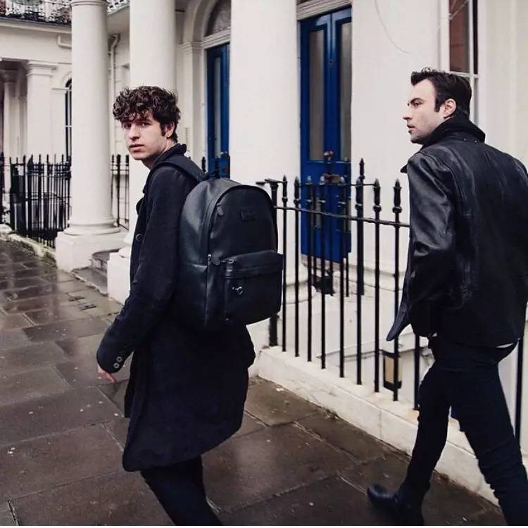 捂紧钱包,捂紧钱包勒紧裤腰过日子