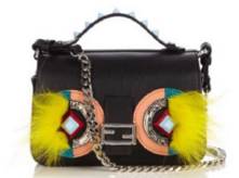 冬天女明星穿那么少怎么不感冒,天气冷怎么穿才暖和呢女生