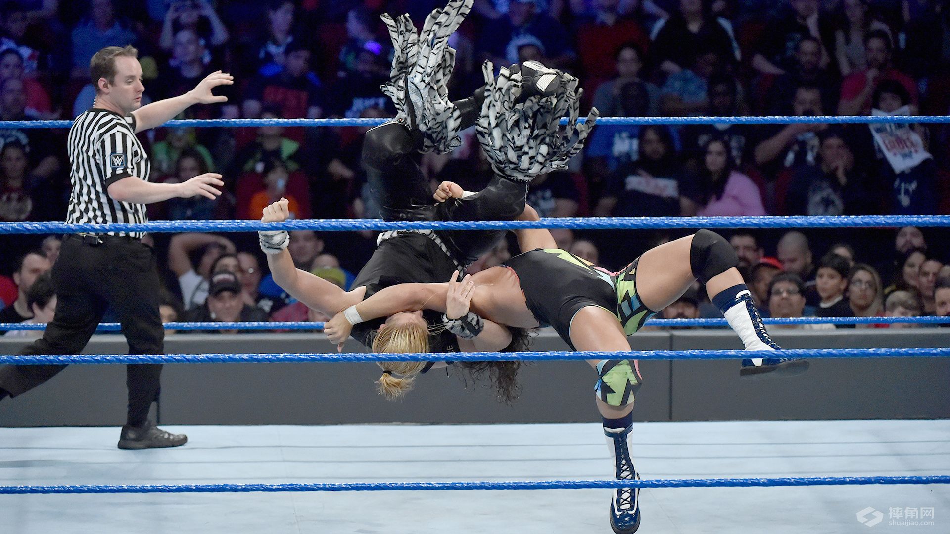 WWE驸马爷风云决战RVD！凯恩抛摔毕雪夫获全场欢呼！