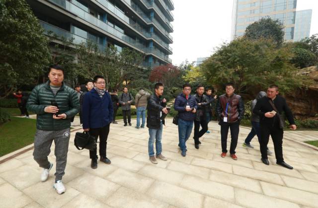 园景人·棕榈园林×棕榈设计杭州经典楼盘经典考察活动圆满成功举办！