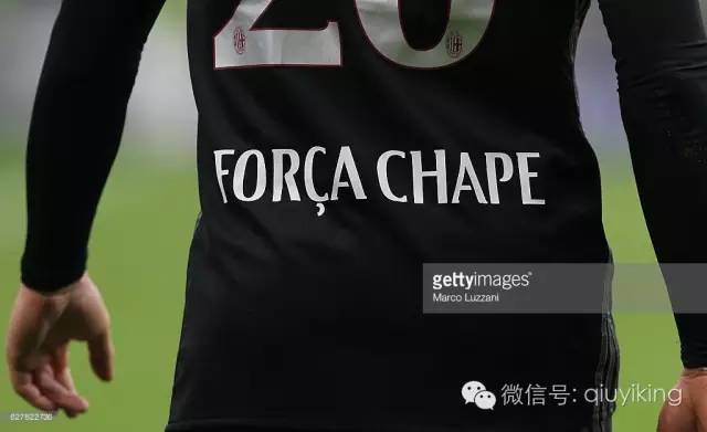 ac米兰永久退役11号球衣,ac米兰球衣offwhite