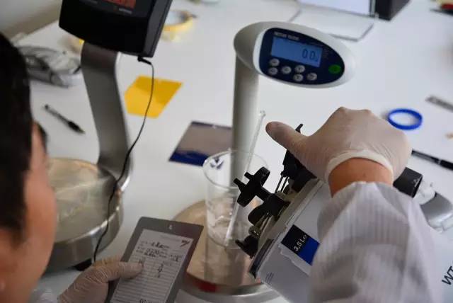 4s店汽车钣喷步骤,4s店钣喷的重要性