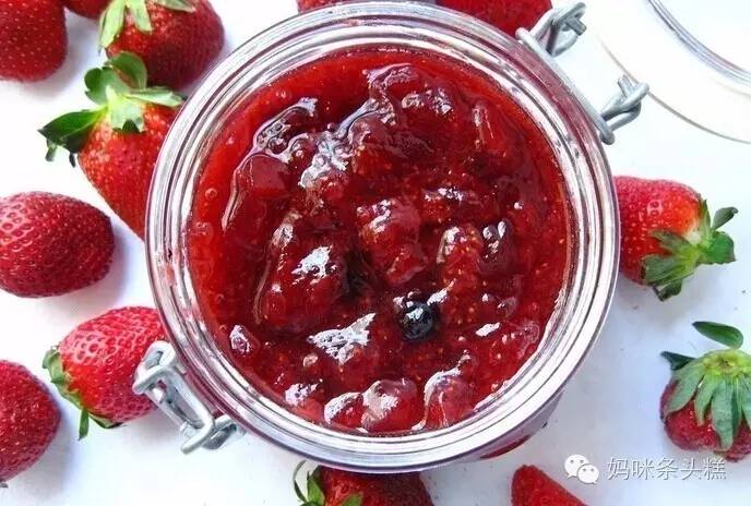 幼儿园孩子呛噎急救方法,宝宝呛到气管急救法