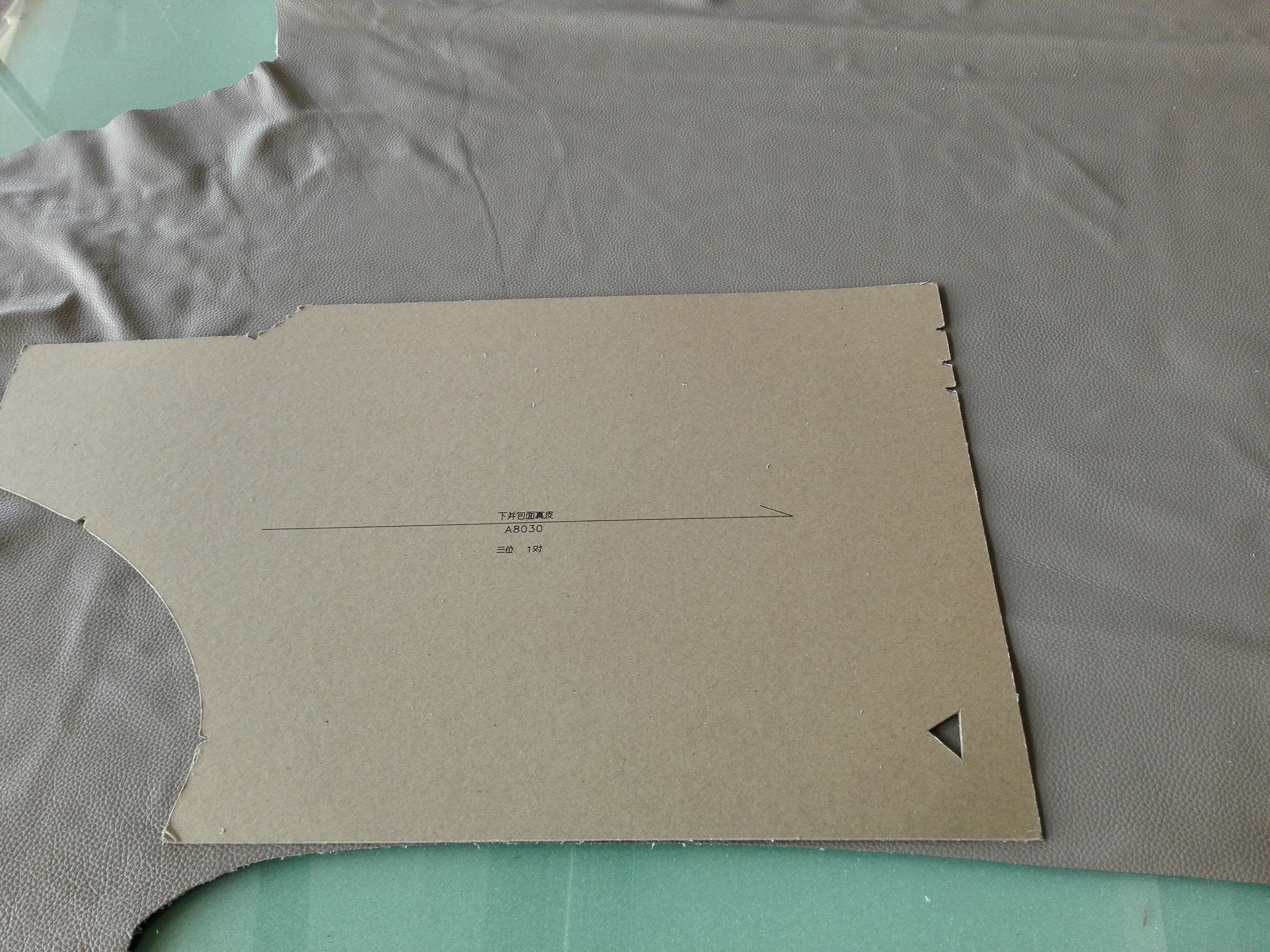 轻奢家具沙发制作过程,沙发制造工艺流程图