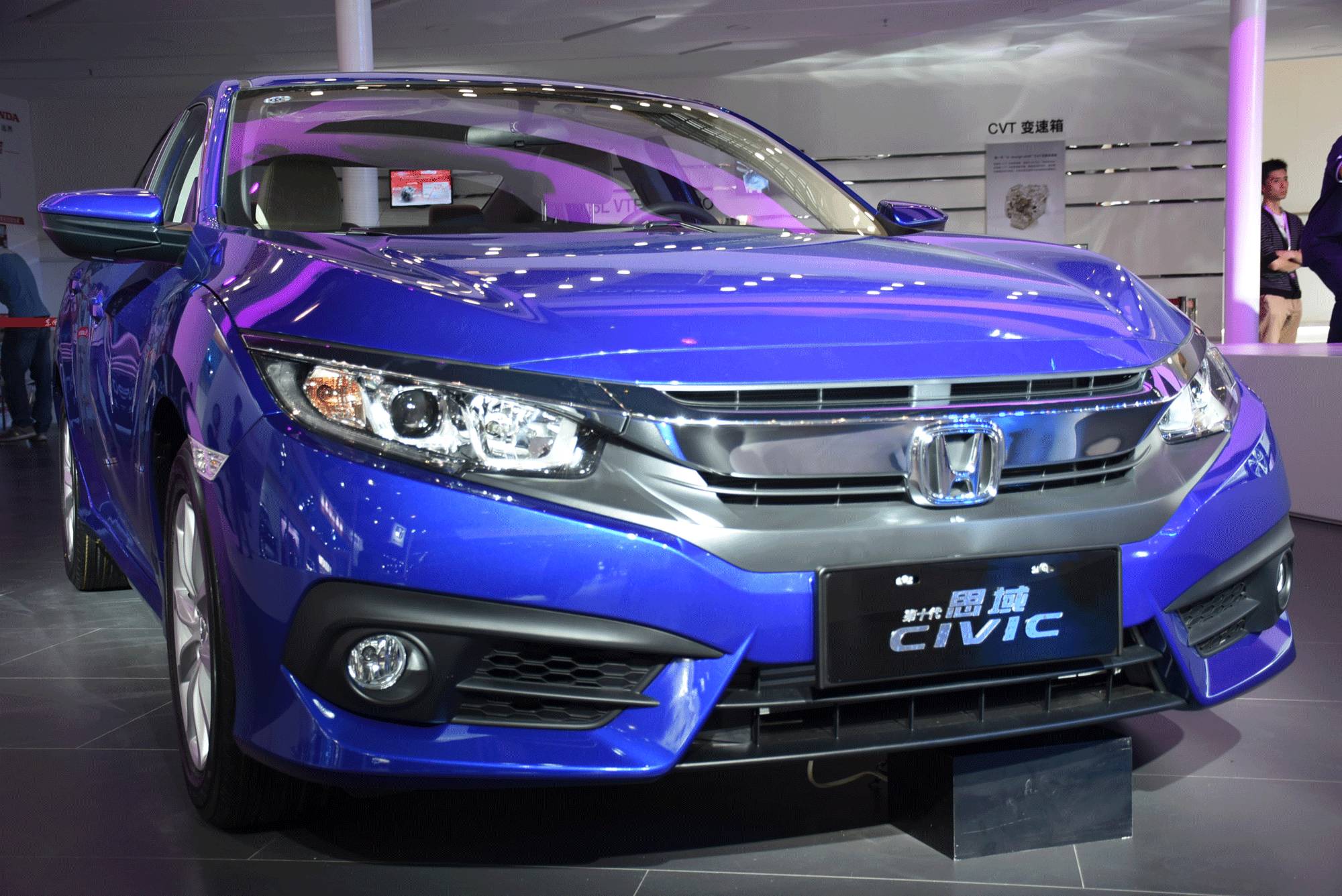 买思域1.5t和高尔夫1.4t哪个好,买1.0t思域多少钱