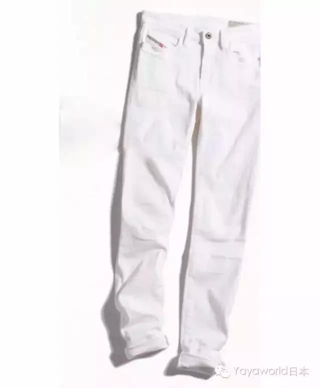 穿搭比较潮的配饰,春季高级感穿搭配饰