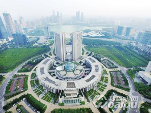 合肥政务区高端写字楼集群天鹅湖商务区堪比曼哈顿