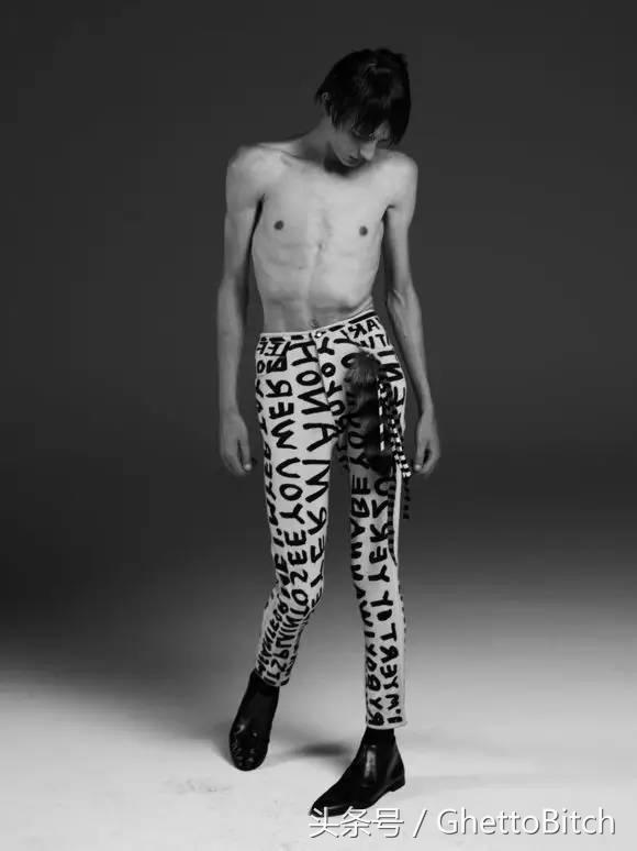 前一百只有两个肌肉男模，2017春夏时装周男模排行榜