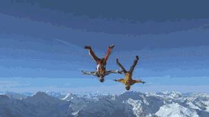 作为摄影师的“鸡”，你必须扛得起相机、拍得了防抖视频！