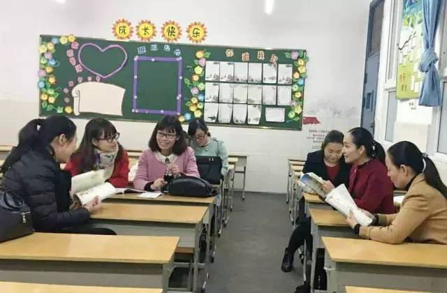 载知行万里辩声满校园