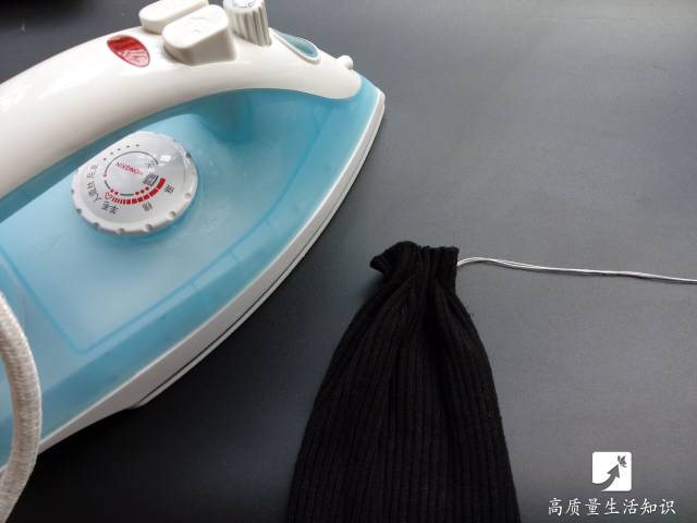 毛衣袖子越穿越肥,毛衣袖口松垮怎么恢复