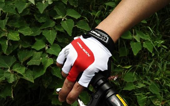 刚骑行完大腿肌肉抽筋,骑行怎样防止中暑和抽筋