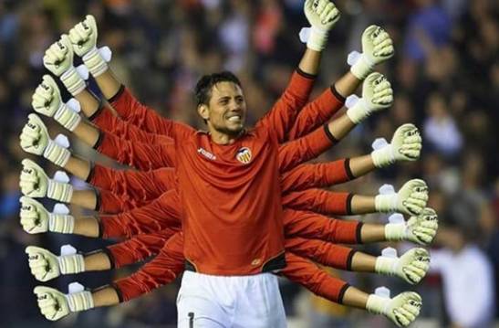 梅西齐达内提前三秒看见未来,足坛神奇纪录梅西年度91球全纪录