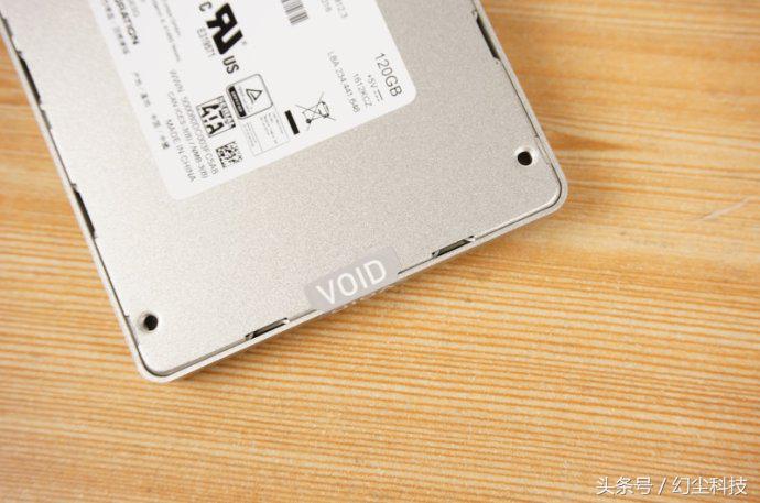 东芝q300g和ssd哪个好,东芝的Q300固态硬盘好不好