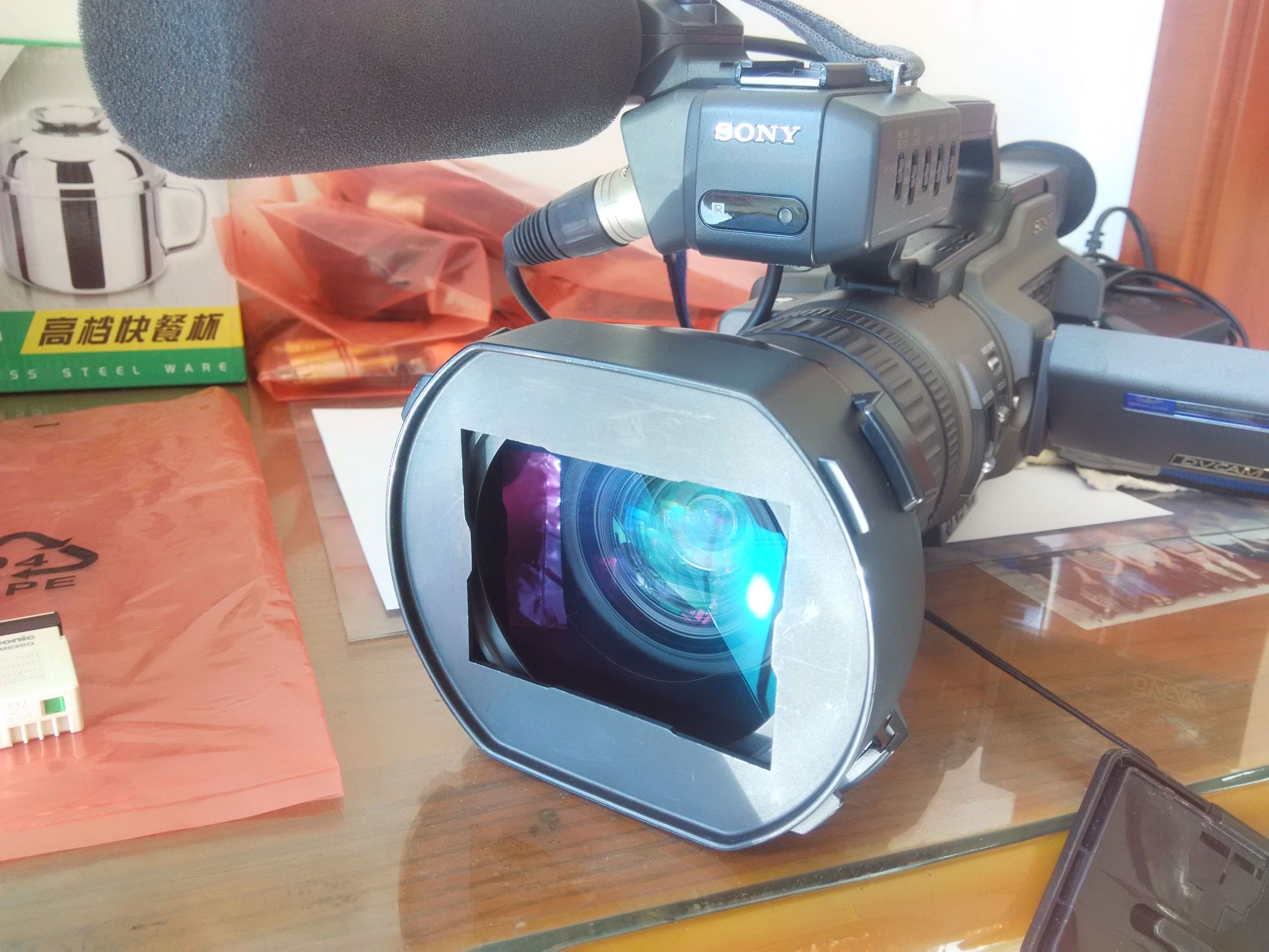 索尼wic600n怎么更换电池,索尼mw600更换电池视频