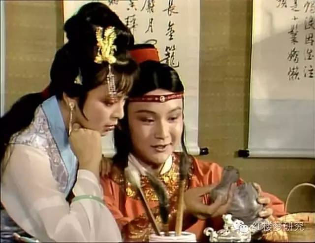 精读红楼梦第三十二回,品读红楼梦第三十一回