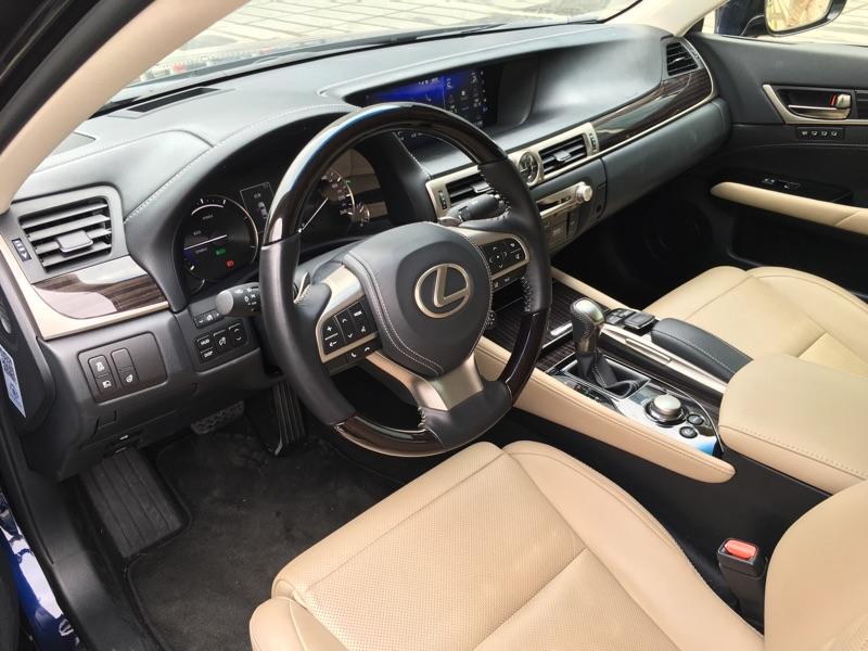 雷克萨斯gs450h和gs300h对比,17年雷克萨斯gs450h车评