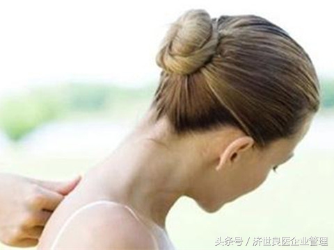 颈椎病椎间盘突出做什么运动恢复,颈椎间盘突出做什么动作可以缓解