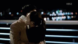 大表姐刘雯小熊毛衣,大表姐刘雯保暖